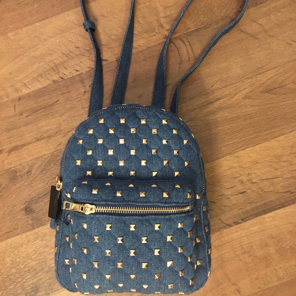 💙 Mini gold studded denim backpack 💙